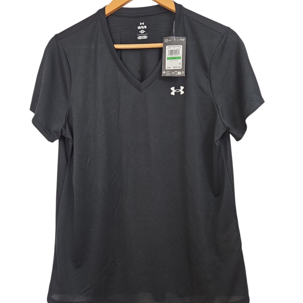 NWT Under Armour Women’s Black V-Neck Short Sleeve HeatGear Shirt Size L